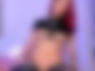 Live cam show with Powergirl Gwen - Athletic Tease on sexylive.show
