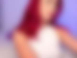 Live cam show with Powergirl Gwen - Bluehair on mypornchat.com