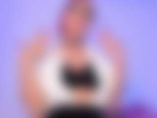 Powergirl Gwen's Live Sex Cam Show