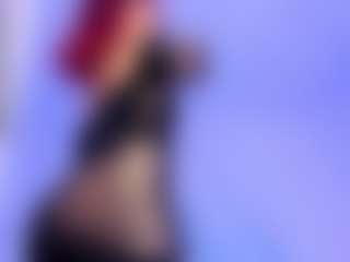 Live cam show with Powergirl Gwen - Athletic Bedroom on Hubzter Live