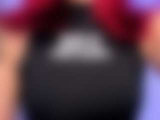 Live cam show with Powergirl Gwen - Pov on AdultVida.com