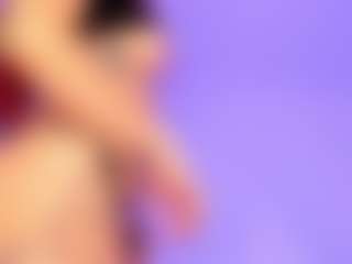 Live cam show with Powergirl Gwen - Sexy on livesuperchat.net