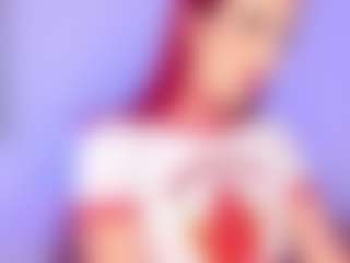 Live cam show with Powergirl Gwen - Red Hair HD on CamSextacy