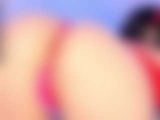 Live cam show with Powergirl Gwen - Bedroom on Uber Horny