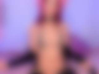 Powergirl Gwen's Live Sex Cam Show