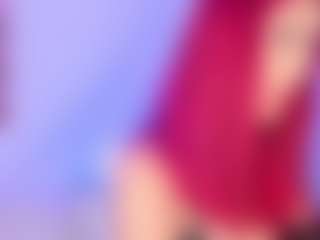 Live cam show with Powergirl Gwen - Facial on Soda Cam