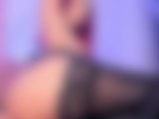 Powergirl Gwen's Live Sex Cam Show