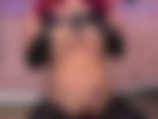 Live cam show with Powergirl Gwen - Dildo Or Vibrator on liverealitysex.com