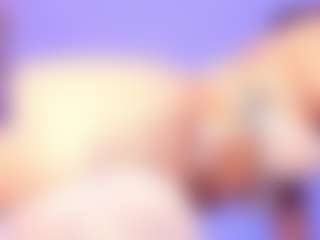Live cam show with Powergirl Gwen - Sexwebcam on Camsoda