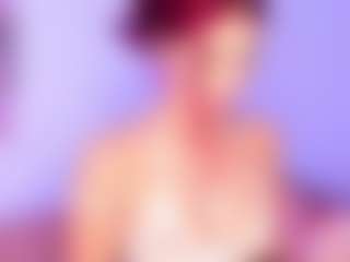 Live cam show with Powergirl Gwen - Blowjob on LiveSexCams6