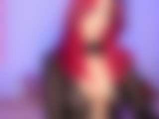 Live cam show with Powergirl Gwen - Dirty Talk on madthumbs