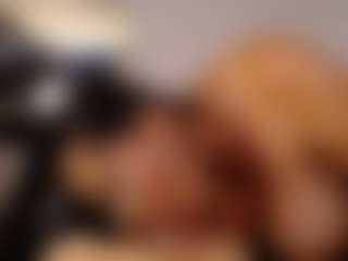 andrea-gomezz's Live Sex Cam Show