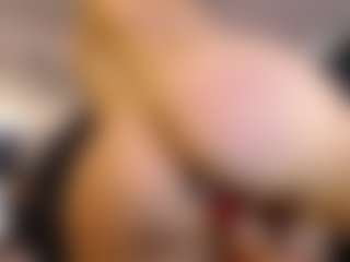 andrea-gomezz's Live Sex Cam Show