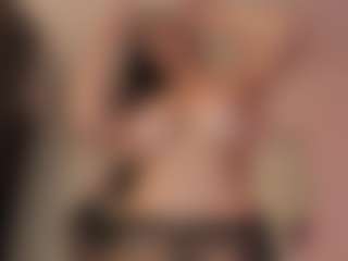 andrea-gomezz's Live Sex Cam Show