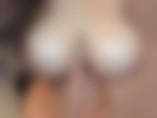 andrea-gomezz's Live Sex Cam Show