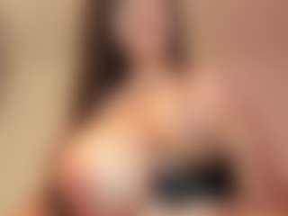 andrea-gomezz's Live Sex Cam Show