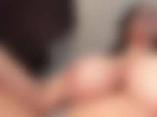 andrea-gomezz's Live Sex Cam Show