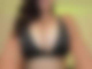 andrea-gomezz's Live Sex Cam Show