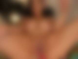 andrea-gomezz's Live Sex Cam Show