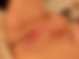 andrea-gomezz's Live Sex Cam Show