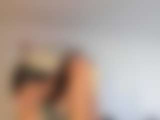 andrea-gomezz's Live Sex Cam Show