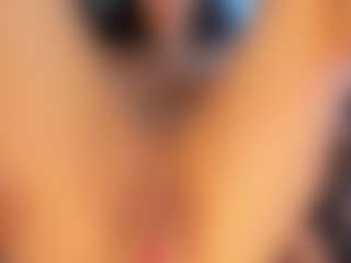 andrea-gomezz's Live Sex Cam Show