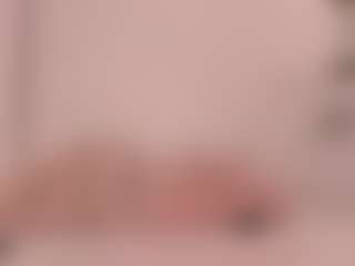 Live cam show with ASHLEY - Spank on AdultVida.com