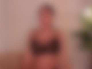 Live cam show with ASHLEY - Brown Eyes on sexylive.show