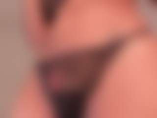 Live cam show with ASHLEY - HD Curvy on CamClone