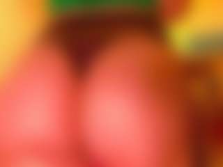 Live cam show with PurpleAriel - Brown Hair on Mixed Magazine Live
