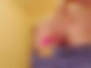 Live cam show with PurpleAriel - Bikini on Stripli.com