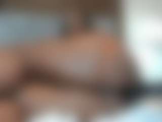 Live cam show with Hanna - Squirt MILF on sexylive.show