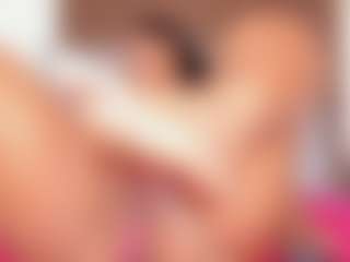 Live cam show with Hanna - Black Small Tits on CamClone