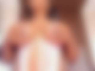 Live cam show with Hanna - Small Tits Toys on Gym Cam Girls