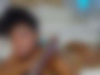 Live cam show with BuxDelight - Tease on madthumbs