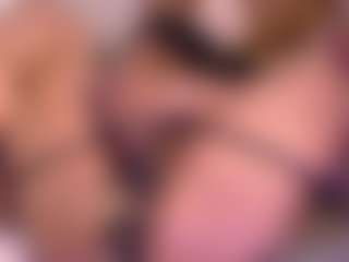 Live cam show with Jane Ebony - Mature on hotwifechat.live
