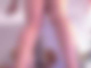 Live cam show with Jane Ebony - Brown Eyes MILF on Uber Horny