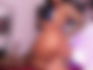 Live cam show with Ariana - Latina Toys on Hubzter Live | colombia
