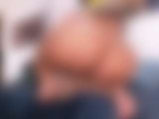 Ariana's Live Sex Cam Show