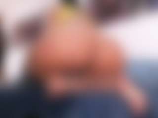 Ariana's Live Sex Cam Show