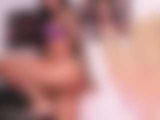 Live cam show with Ariana - Ebony Big Tits on Milfs Live