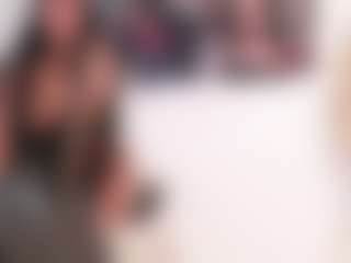 Live cam show with Ariana - BBW College on Mixed Magazine Live