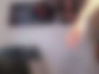 Live cam show with Ariana - Strip Black on livesuperchat.net