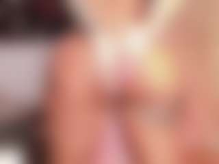 Ariana's Live Sex Cam Show