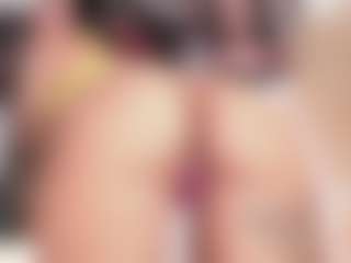Live cam show with Ariana - Gamer Latina on Milfs Live | colombia