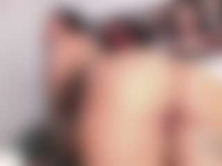 Live cam show with Ariana - Hairy Pussy Lovense on sexytreat.net