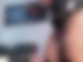Ariana's Live Sex Cam Show