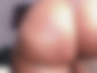 Ariana's Live Sex Cam Show