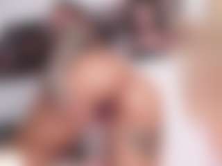 Ariana's Live Sex Cam Show