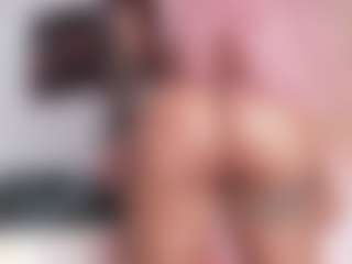 Ariana's Live Sex Cam Show